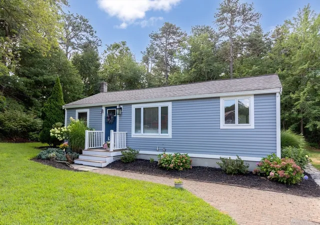 1st image of 25 King Ave, Plymouth, MA 02360 | MLS# 73566776
