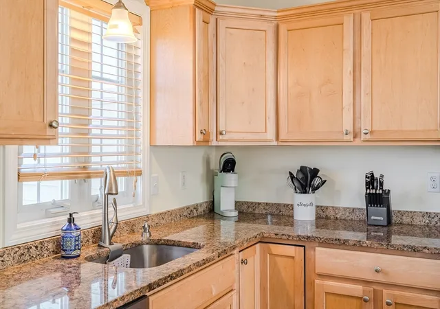 Homes for sale in Cumberland, RI | 27 Streamview Dr #27, Cumberland, RI 02864 | MLS# 73544308