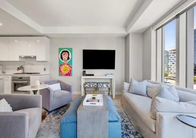 Homes for sale in Boston, MA | 133 Seaport Boulevard #716, Boston, MA 02210 | MLS# 73505345