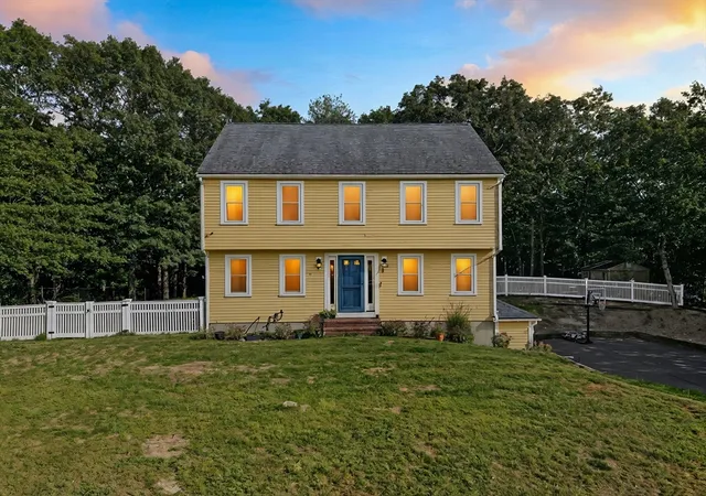 2nd image of 3 Hiawatha, Plymouth, MA 02360 | MLS# 73434095