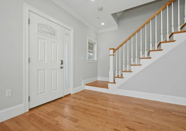 Homes for sale in Upton, MA | 140 Main St, Upton, MA 01568