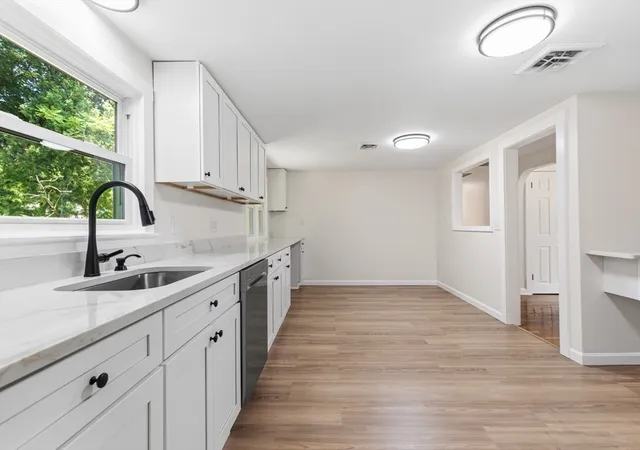 2nd image of 109 Lenox St, Brockton, MA 02301 | MLS# 73549451