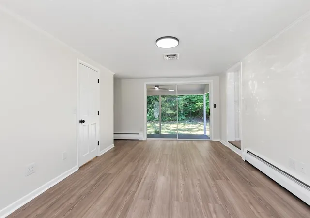 4th image of 109 Lenox St, Brockton, MA 02301 | MLS# 73549451
