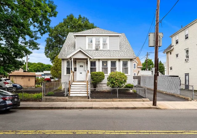 Homes for sale in Lynn, MA | 359 Chatham, Lynn, MA 01902 | MLS# 73546341