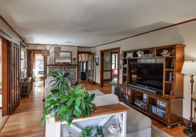 image of 407 Union Street, Framingham, MA 01702 | MLS# 73562901