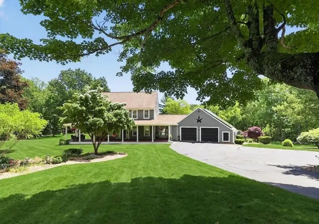 1st image of 76 Broadway, Hanover, MA 02339 | MLS# 73537978