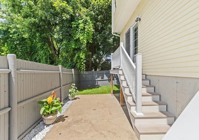 Homes for sale in Salem, MA | 142 Bridge Street, Salem, MA 01970 | Houzeo