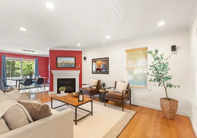 Homes for sale in Salem, MA | 142 Brg St, Salem, MA 01970