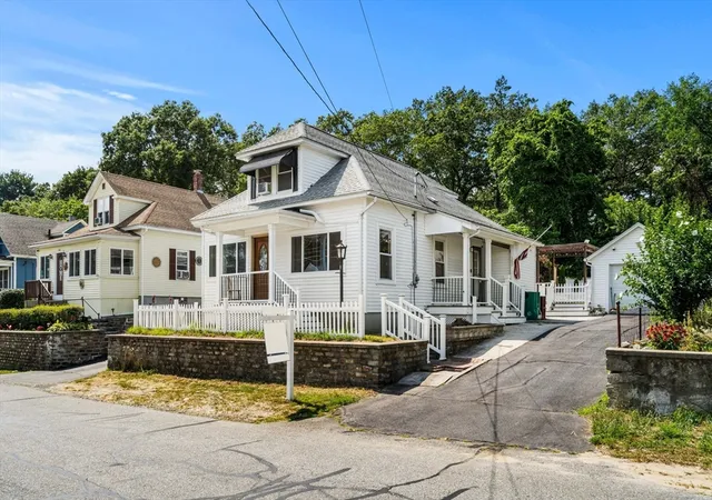Homes for sale in Lowell, MA | 150 E Meadow, Lowell, MA 01854 | MLS# 73516284