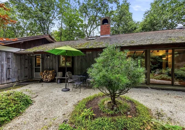 Photo 2 of Sale Pending at 8 Morgan Cir, Amherst, MA 01002 | MLS# 73565235 | Listing updated on 2026-09-06