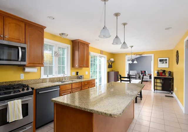 Homes for sale in Rutland, MA | 9 Cameron Dr, Rutland, MA 01543 | MLS# 73546859
