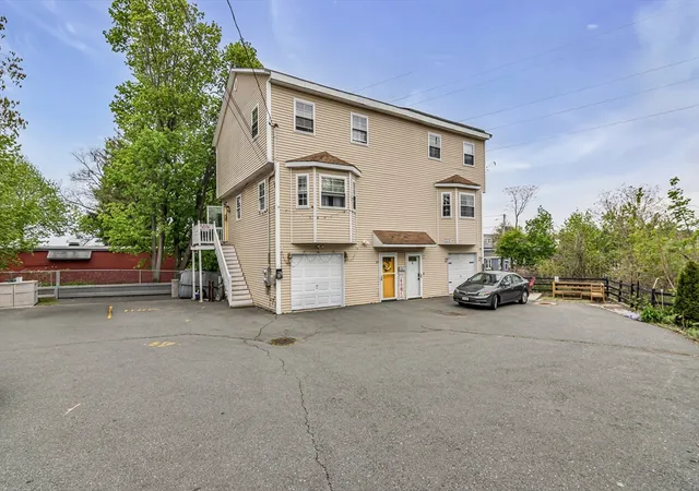 Homes for sale in Lawrence, MA | 14 Tyler St #1, Lawrence, MA 01843 | MLS# 73517582