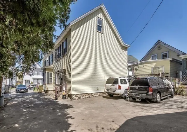 4th image of 69 Lilley Ave, Lowell, MA 01850 | MLS# 73512637