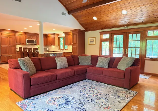 Homes for sale in Walpole, MA | 19 Bubbling Brook Rd, Walpole, MA 02081 | MLS# 73548055