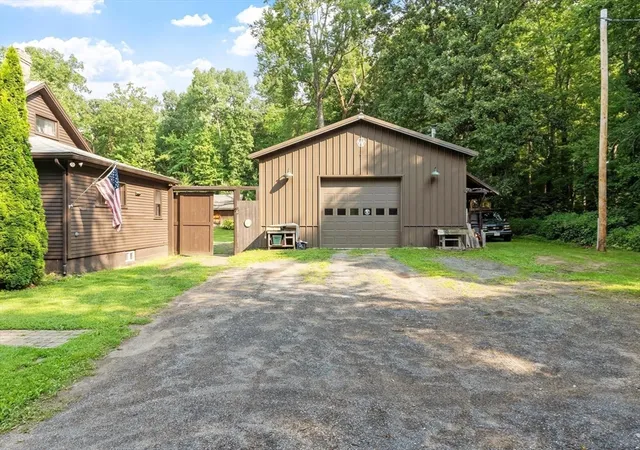 2nd image of 366 Allen Rd, Belchertown, MA 01007 | MLS# 73565678