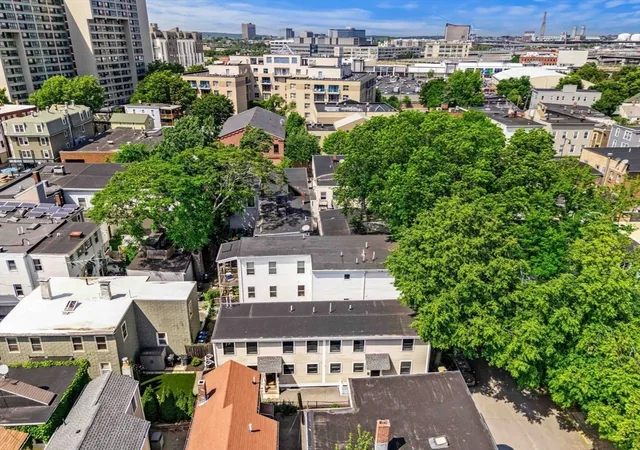 Listing Photo 5 - Condo for sale in building located at 11 8th, Cambridge, MA 02141 - Unit #2