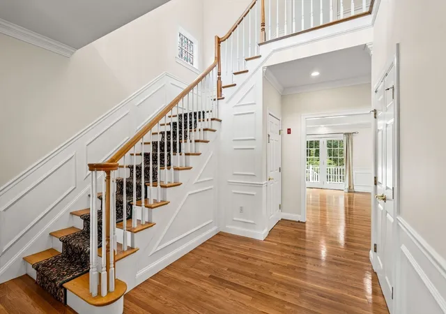 4th image of 6 Hazel Rd, Lexington, MA 02420 | MLS# 73550535