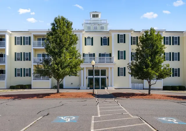 1st image of 1818 Main Street #216, Holden, MA 01520 | MLS# 73566783