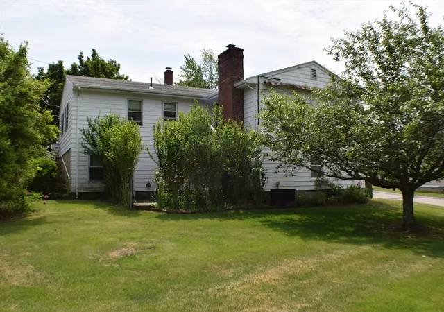 Homes for sale in Somerset, MA | 175 High St, Somerset, MA 02726 | MLS# 73534069
