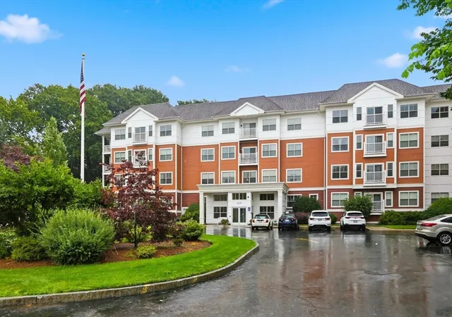 Photo 2 of Condo for sale at 250 Main St #108B, Hudson, MA 01749 | MLS# 73569326 | Listing updated on 2026-09-15