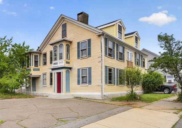 2nd image of 328 330 Cabot St, Beverly, MA 01915 | MLS# 73541603