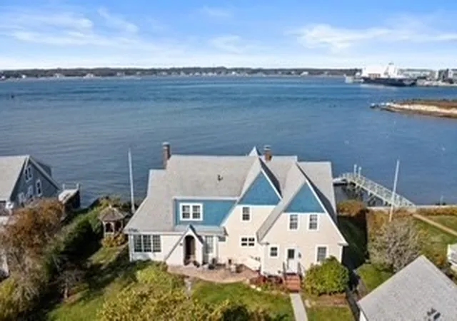 4th image of 35 Benedict Rd, Buzzards Bay, MA 02532 | MLS# 73473872