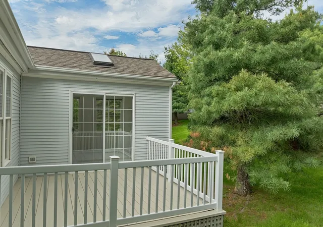 Homes for sale in Hampton, NH | 20 Hampton Meadows #20, Hampton, NH 03842 | MLS# 73522787