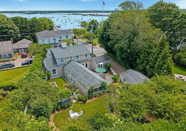 1st image of 124 Main St, Vineyard Haven, MA 02568 | MLS# 73560291