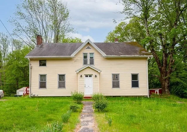 Homes for sale in North Oxford, MA | 22 Comins Rd, North Oxford, MA 01537 | MLS# 73547388