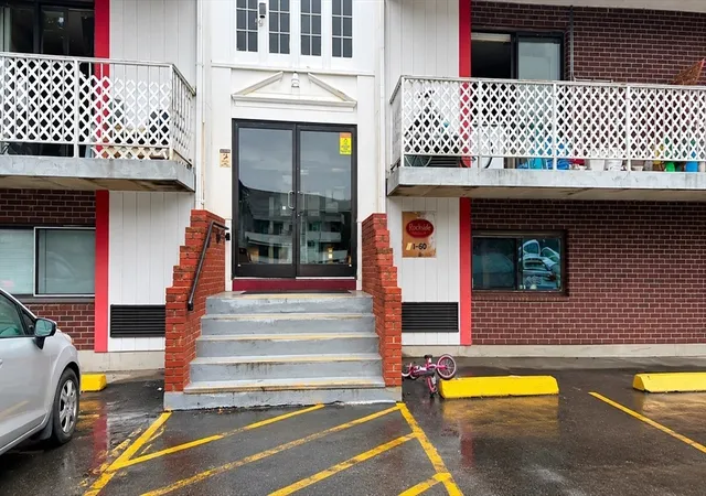 17th image of 126 Beaver St #4, Framingham, MA 01702 | MLS# 73551621