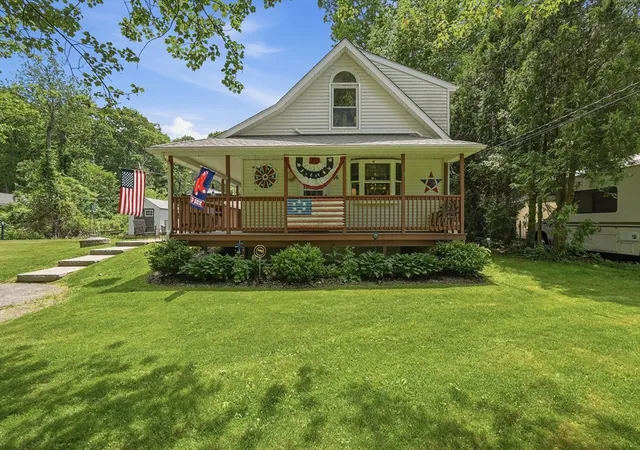 Homes for sale in Rutland, MA | 16 Kosta Avenue, Rutland, MA 01543 | MLS# 73536216