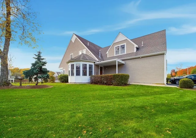 1st image of 69 Bay Pointe Dr Ext #69, Buzzards Bay, MA 02532 | MLS# 73453816