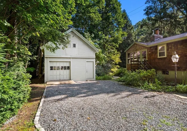 Photo 4 of Sale Pending at 42 Walnut Rd, Hamilton, MA 01982 | MLS# 73568540 | Listing updated on 2026-09-29