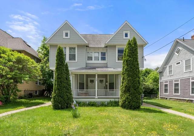 2nd image of 158 Main St, Upton, MA 01568 | MLS# 73552661