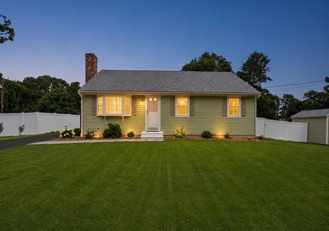 1st image of 40 North Street, East Dennis, MA 02641 | MLS# 73550733