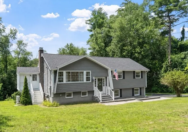 1st image of 25 William G Dr, Tewksbury, MA 01876 | MLS# 73550179
