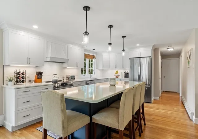 2nd image of 25 William G Dr, Tewksbury, MA 01876 | MLS# 73550179
