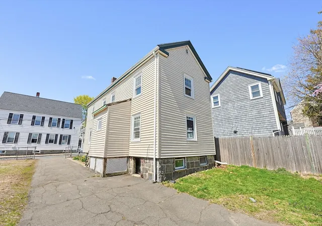 Homes for sale in Boston, MA | 16 Patterson St, Boston, MA 02124 | MLS# 73505884