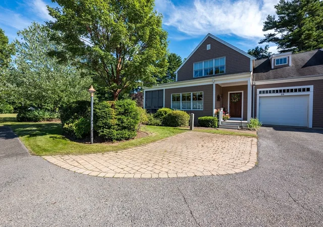 Photo 2 of Condo for sale at 20 Hathaway Pond Circle #20, Rochester, MA 02770 | MLS# 73569509 | Listing updated on 2026-10-01