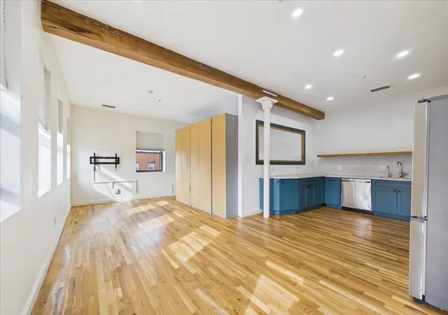 Homes for sale in Chelsea, MA | 100 Pearl Street #13, Chelsea, MA 02150 | MLS# 73543103