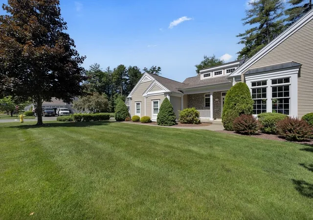Homes for sale in Wilbraham, MA | 10 High Pine Circle #10, Wilbraham, MA 01095 | MLS# 73533833