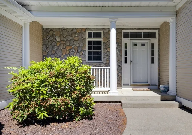 Homes for sale in Wilbraham, MA | 10 High Pine Circle #10, Wilbraham, MA 01095 | MLS# 73533833