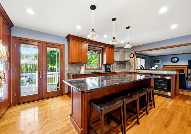 Homes for sale in Wilbraham, MA | 2 Christopher Cir, Wilbraham, MA 01095 | MLS# 73528892