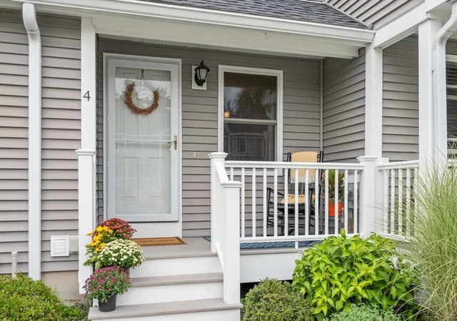2nd image of 4 Sycamore Dr #4, Leominster, MA 01453 | MLS# 73567721