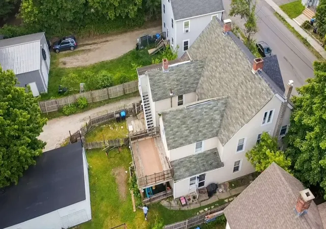 5th image of 98 Lincoln St, Pittsfield, MA 01201 | MLS# 73554585