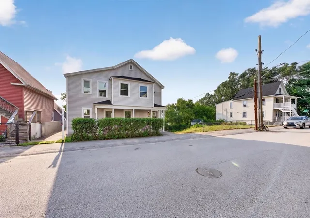 Homes for sale in Worcester, MA | 69 Orient St, Worcester, MA 01604 | MLS# 73549018