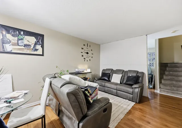 Listing Photo 5 - Condo for sale in building located at 22-24 Sorrento St, Springfield, MA 01108