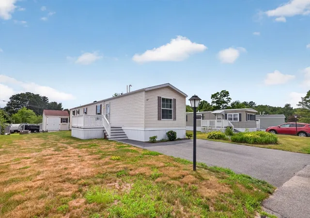 36th image of 67 Debby Lane, Raynham, MA 02767 | MLS# 73549305