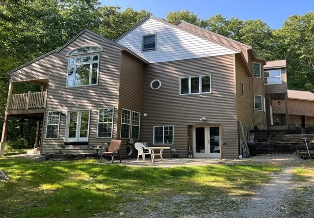 Photo 4 of Sale Pending at 198 S Royalston Rd, Athol, MA 01331 | MLS# 73500970 | Listing updated on 2026-09-24