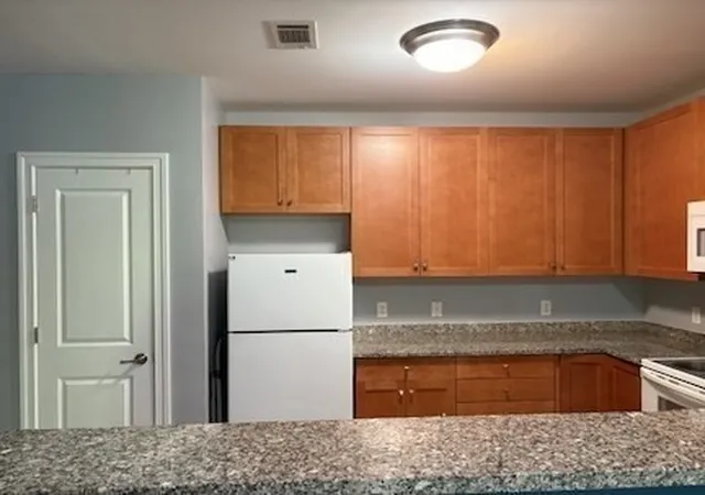 Photo 4 of Sale Pending at 3 Harvest Dr #207, North Andover, MA 01845 | MLS# 73559183 | Listing updated on 2026-08-22